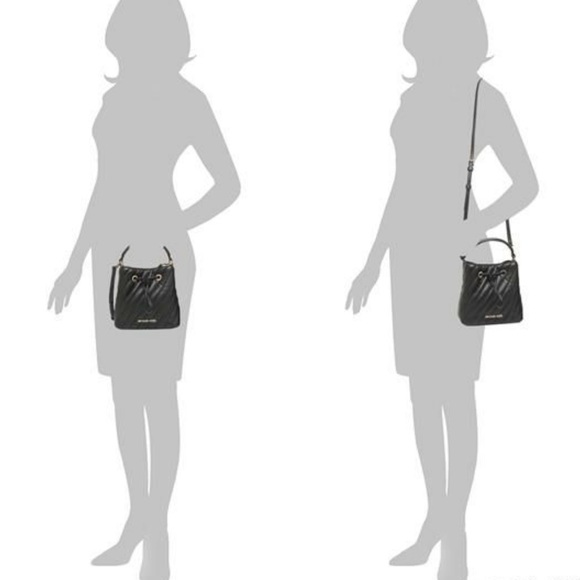 MICHAEL KORS SURI SMALL BUCKET XBODY BLACK - Picture 8 of 16